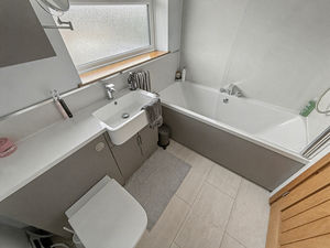 Photo 19- click for photo gallery